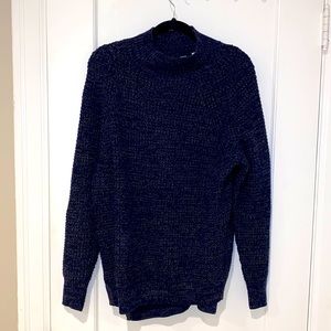 BDG NAVY LONG KNIT SWEATER TOP - SIZE SMALL